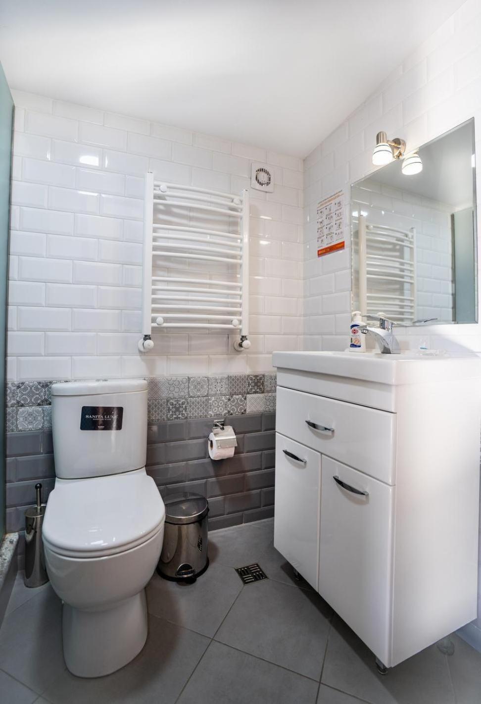 Siberia Hotel Tbilisi Cameră foto Bathroom